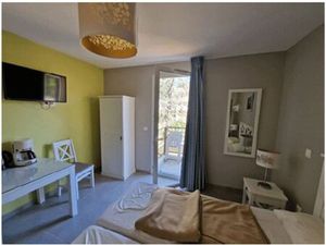 Vente appartement 1 pièce 22 m² La Londe-les-Maures (83250)