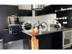 Location appartement  m² T-4 à Saint-Paul-en-Jarez  970 €