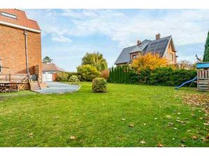 A VENDRE A HERNE - CHARMANTE MAISON AVEC JARDIN ET PARKING