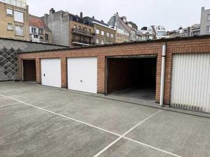 Garage à vendre en plein cœur de Knokke - Van Bunnenlaan 20
