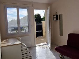 Location appartement 1 pièce 21 m² à Ivry-sur-Seine (94200)