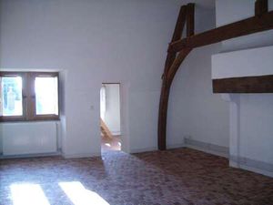 Location Appartement 4 pièces à Château-Gontier-sur-Mayenne (53200) : à louer 4 pièces / 1