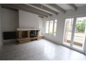 APPARTEMENT T4 AVEC JARDIN