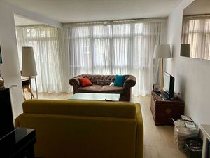 Appartement 4 pièce(s) - Chateau - seine hippodrome