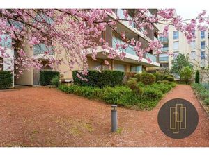 Exclusivité - Appartement T3 avec balcon et garage - VILLEURBANNE