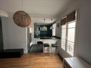 Appartement - 4ème étage - 61 m2 - 3 pièces - Meublé