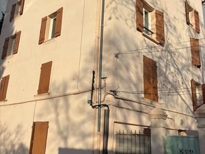 IMMEUBLE LAVALBOURDINE