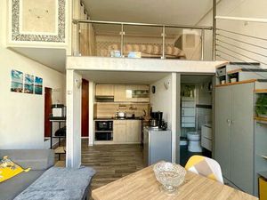 Studio avec mezzanine