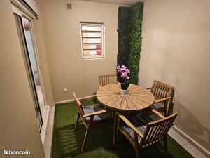 Studio meublé de standing avec varangue & parking sécurisé – Saint-Denis Ouest