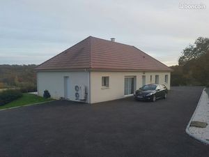 Maison plain-pied 138m² – 4 chambres – Terrasse – Lalongue