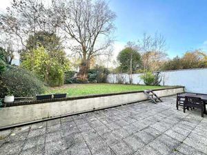 Rez avec jardin et terrasse  Chatelain/Bois de la Cambre