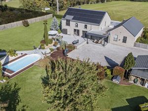 Maison à louer à Grandrieu € 2.000 (LIX3Z) - Thomas Belle | Zimmo