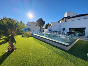 Villa 4pièce(s) 3chambre(s) 127 m² Juvignac (34990)