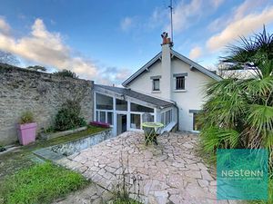 Maison de ville Amboise centre  4 pièce(s) 67 m2 et jardinet.