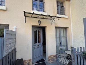 Maison de ville de Standing - Un Cadre de Vie Idéal