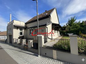 MORSCHWILLER -LE-BAS  MAISON DE 88m2  3 CHAMBRES  AU CALME A