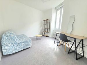 SECTEUR ROCHEFOUCAULT - STUDIO MEUBLE - DISPONIBLE le 02/02/2026