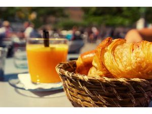 Coffee shop patisseries proche Victoire
