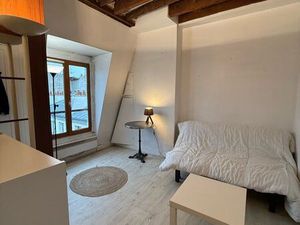 75017 Batignolles STUDIO 21m2 Meublé Clair Charme Standing Sécurisé Douche et Cuisine sépa