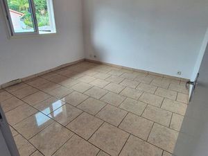 à louer – bel appartement t3 avec balcon & parking