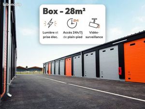 Garage/box 28 m² Villiers Le Bel