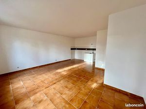 Appartement - T2 - 45.72 m² - A12 RN7