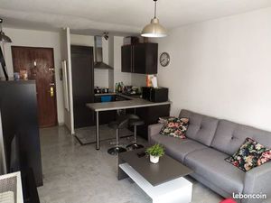 Joli F2 meublé climatisé à 350 m de la Promenade des Anglais – Nice Ouest