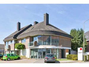 Bureau d’angle au cœur de Groot-Bijgaarden