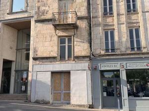 Vente Maison à Fontenay-le-Comte (85200) : à vendre / 200m² Fontenay-le-Comte