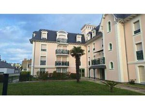 Location Appartement 2 pièces à Dinard Centre Ville (35800) : à louer 2 pièces / 32m² Dina