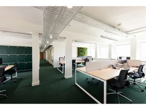 Bureaux équipés Paris 75007