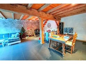 Maison de 160 m² à Montory