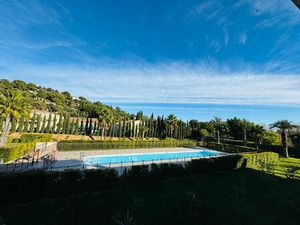 Vente appartement 3 pièces 57 m² Bormes-les-Mimosas (83230)