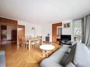 Le service location de la Maison BARNES vous propose ce bien :