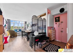 Appartement Maisons Laffitte 5 pièce(s)69 m2 - ascenseur - dernier étage