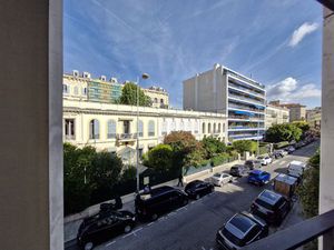 2 pièces centre ville Bd Victor Hugo