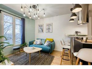 A LOUER TYPE 4 MEUBLE ST DENIS