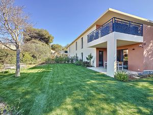 Le Rayolet - Appartement T3 récent avec grand jardin