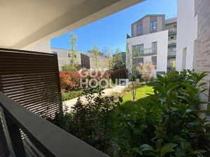 Grand studio de 35m²