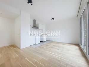 Montigny Village : Studio neuf en rez de jardin avec parking