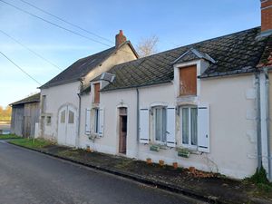 Maison à rénover avec trés grande dépendance attenante  proc