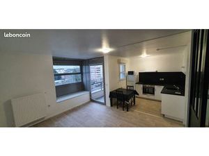 Appartement meublé  36m2  en résidence Sénior  +60 ans  877 euros/mois