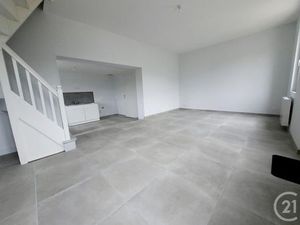 Maison à louer - 4 pièces - 62 25 m2 - Lillebonne - 76 - HAUTE-NORMANDIE