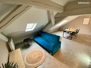 Beau F3 meublé – Dernier étage – Centre-ville de Mulhouse