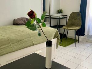 Studio meublé 19m2 Très calme Paris 18e rue Damrémont