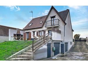 Maison Marest-sur-Matz 130 m² T-7 à vendre  287 000 €