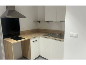 Location appartement  27 m² T-2 à Bordeaux  420 €