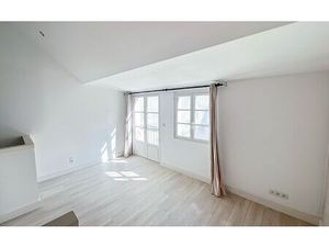 Location appartement  68.06 m² T-3 à Orléans  1 017 €