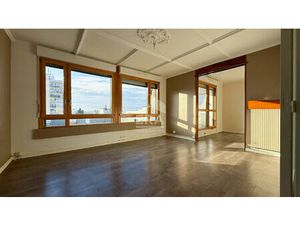 Appartement type 3 avec balcon et garage - Sciences Po