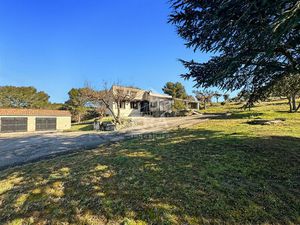 EXCLUSIVITÉ ERA PROVAIX maison plus dépendance de type 2 Simiane Collongue